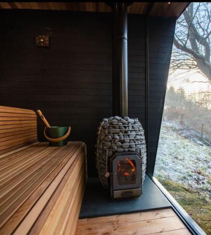 Huum Hive 13kW Wood Burning Heater Thru - Wall Chimney Bundle - West Coast Saunas - HUU - BUN - 13TW