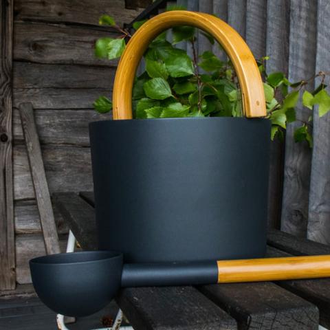 Kolo Aluminum Bucket with Curved Bamboo Handle and Ladle Set, Black / White - West Coast Saunas - 450-KOLO-B/L-SET2-WH
